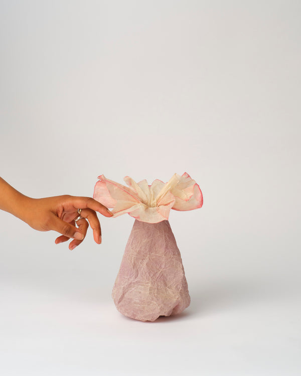 DNJ Paper – 'Small Gathering, Venus' Vase