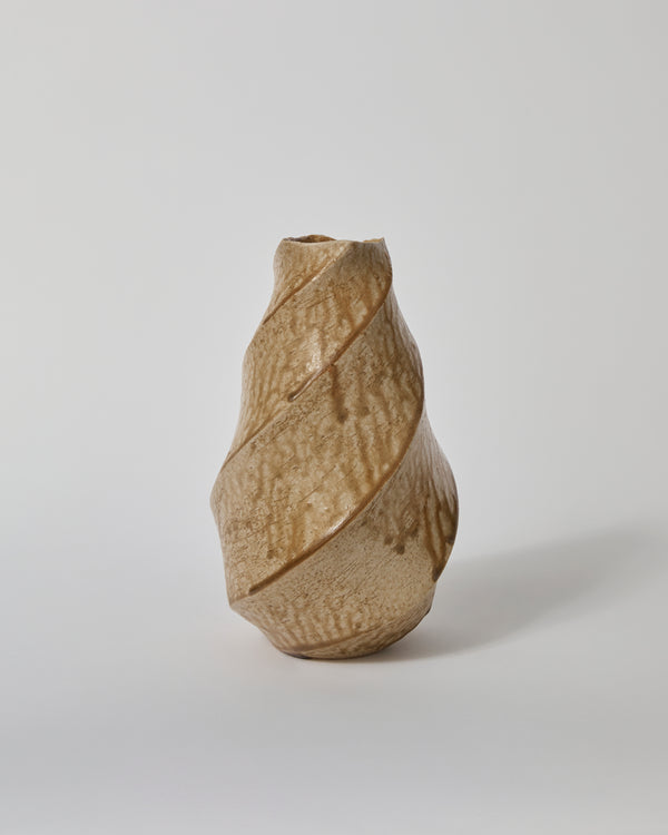 Terunobu Hirata — Twist Faceted Column Vase in Light Ash Glaze
