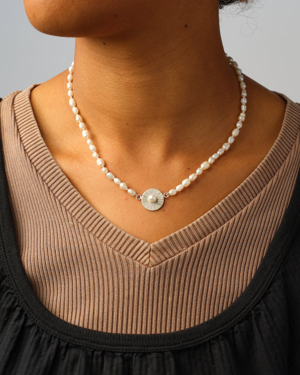 Danielle Barrie — 'Kitty's String of Pearls II' Necklace