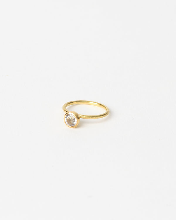 Shimara Carlow — Pale Blue Sapphire Ring 18k Gold
