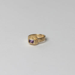Juan Castro — Ring in Yellow Gold with Amethyst