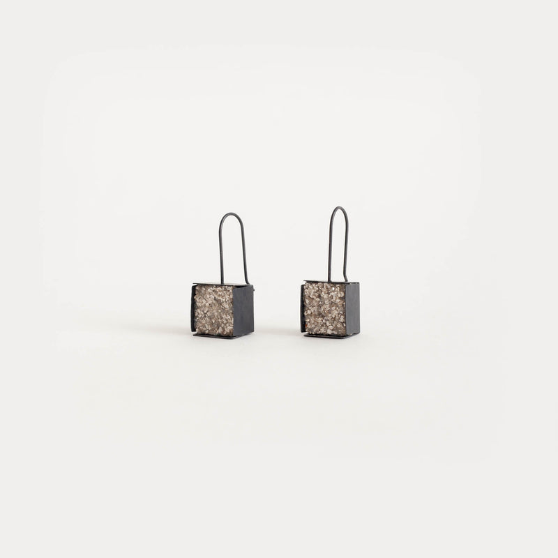 Elfrun Lach — Sugar Cube Mica Earrings in Oxidised Silver