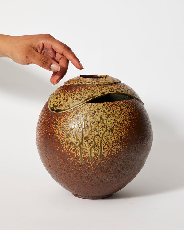 Terunobu Hirata — Rounded Ash Glaze Vase