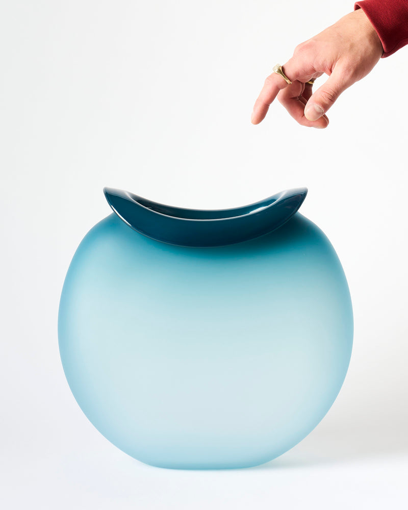 Ruth Allen — 'Luscious Lip' Vase in Sky Blue