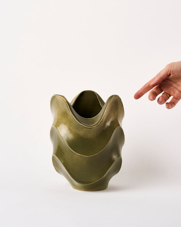 Terunobu Hirata — Faceted Wave Vase in Olive Green