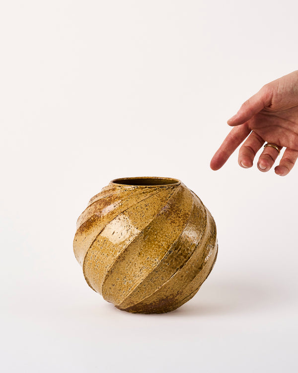 Terunobu Hirata — Faceted Kozeto Moon Vase
