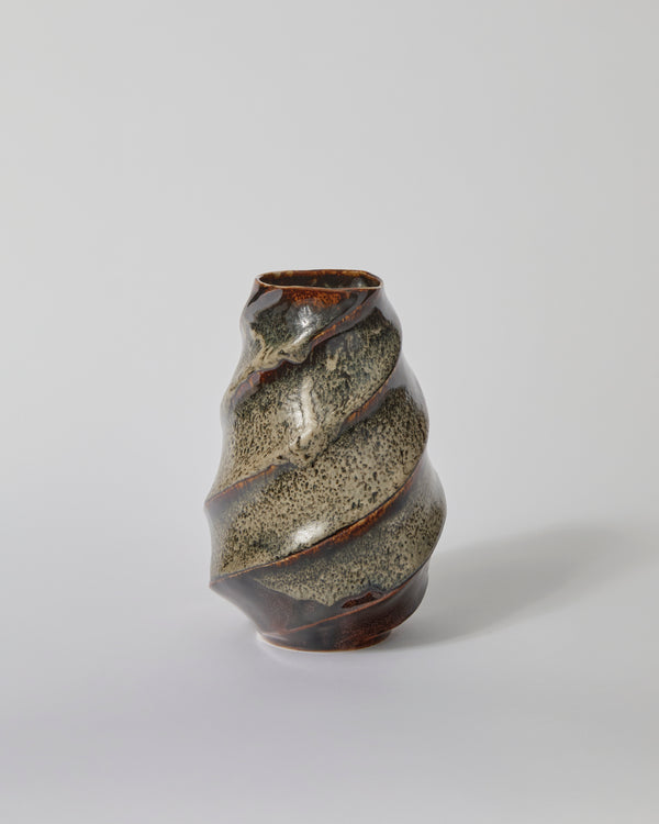 Terunobu Hirata — Twist Rounded Ash Glaze Vase