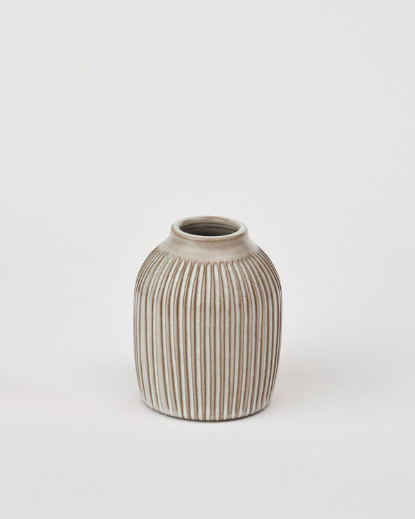 Asahi So —  Medium Carved Bud Vase in Misty White