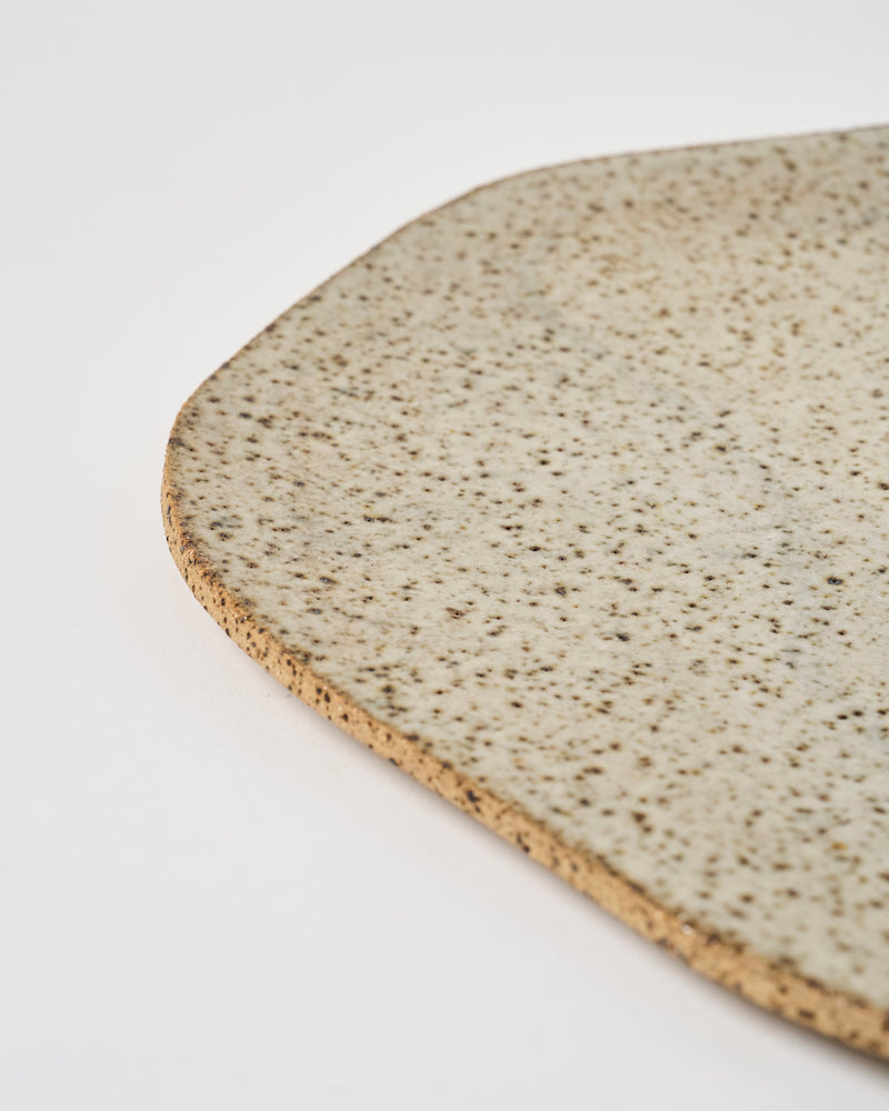 Tracy Muirhead —  Extra Large 'Flat Platter' in Oatmeal Speckle