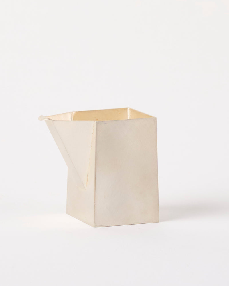 Kenny Yong-soo Son – 'Square' Sauce Pourer in 925 Silver
