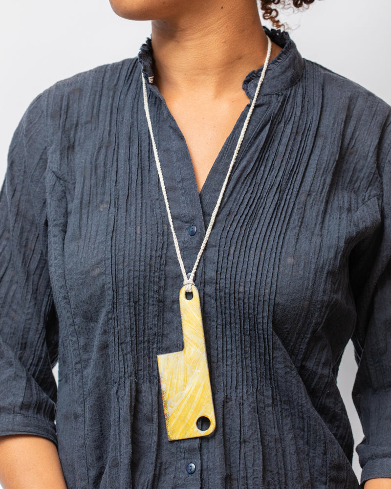 Beth Sanderson — 'Cleaver' Pendant Necklace in Yellow