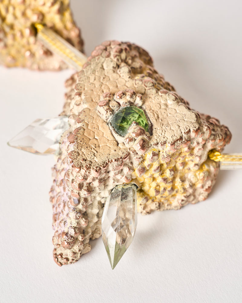 Polly Dymond – 'Fools Pearls', Neckpiece (Akoya), 2023