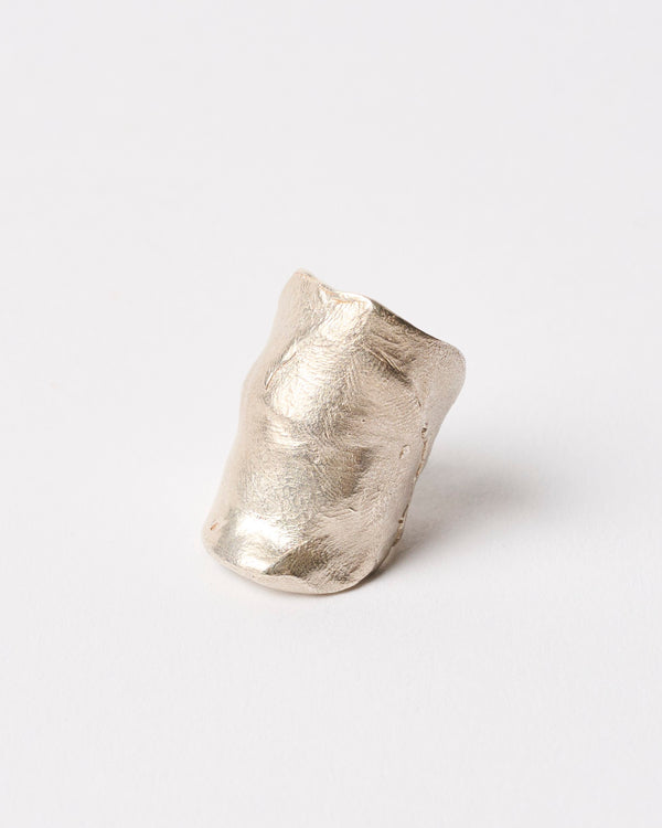ZIPEI — 'Skin' Ring in Silver