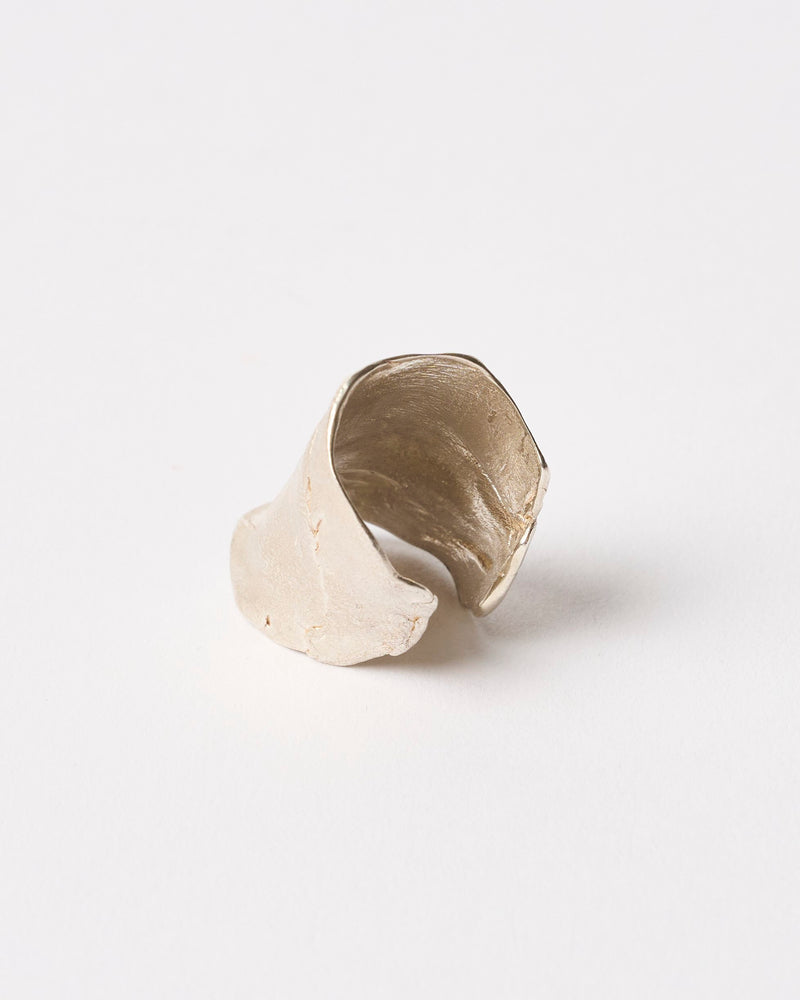 ZIPEI — 'Skin' Ring in Silver
