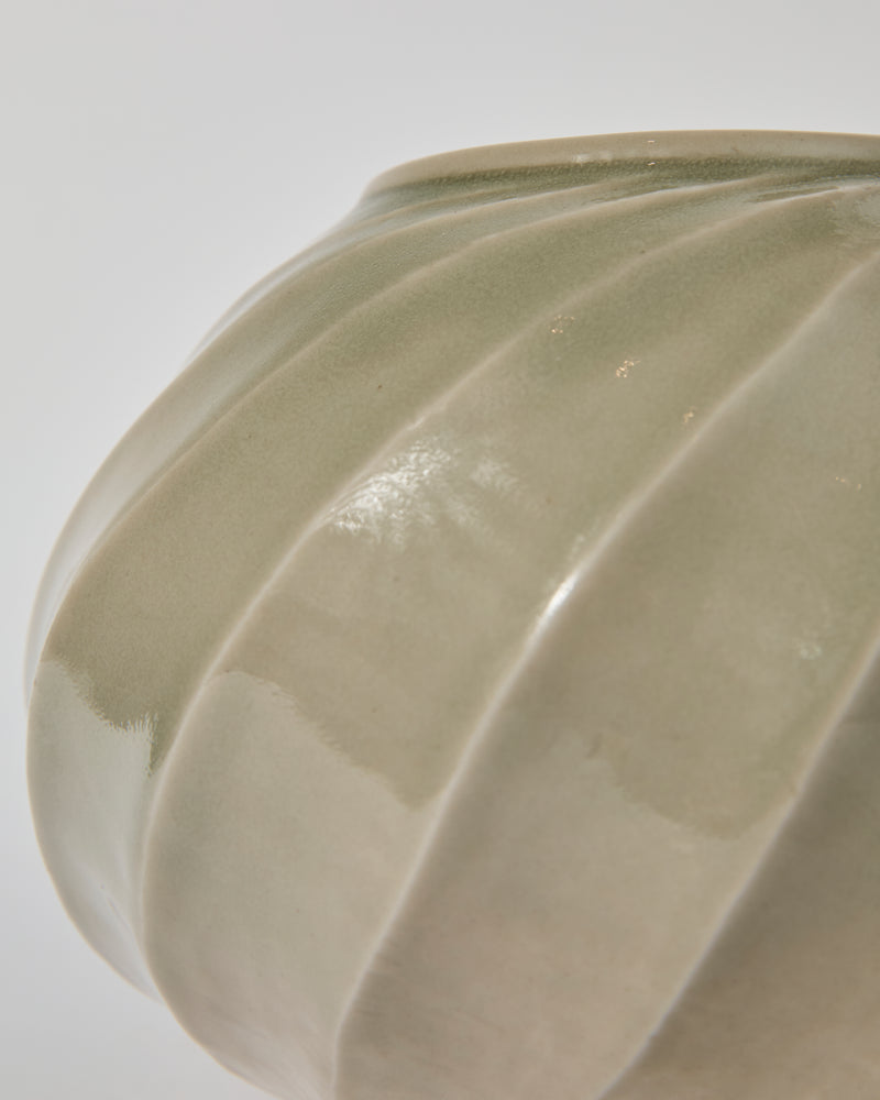 Terunobu Hirata — Twist Faceted Vidro Glaze Vase