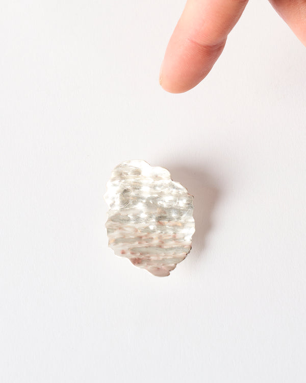 Emily O'Brien – 'Chip on the Shoulder', Large Brooch in Silver