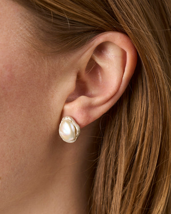 ZIPEI — 'Pearl' Stud Earrings, in Silver