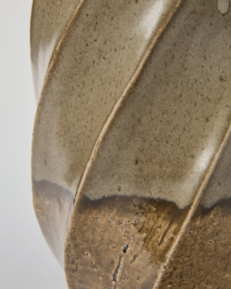 Terunobu Hirata — Twist Faceted White Ash Glaze Vase