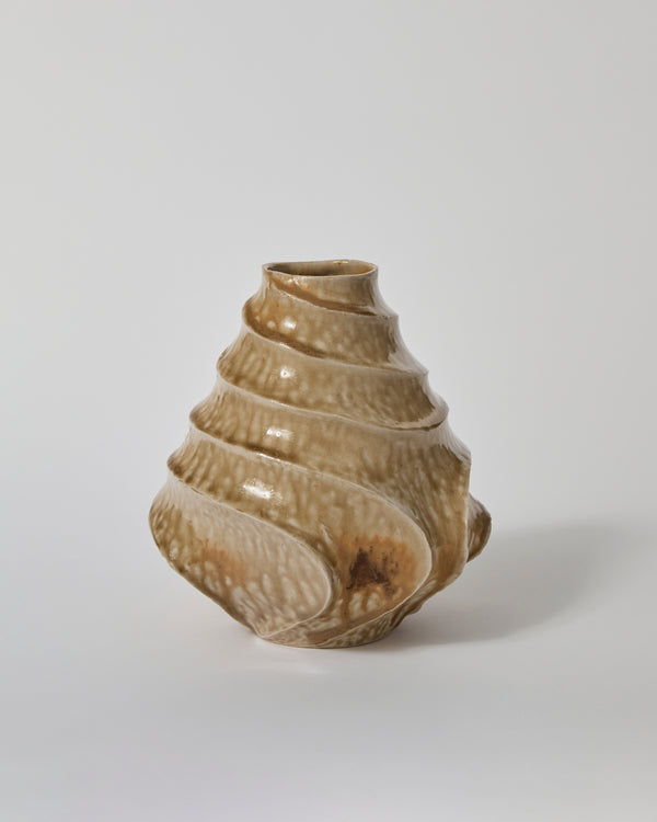 Terunobu Hirata — Shell Shaped Vase in Light Ash Glaze