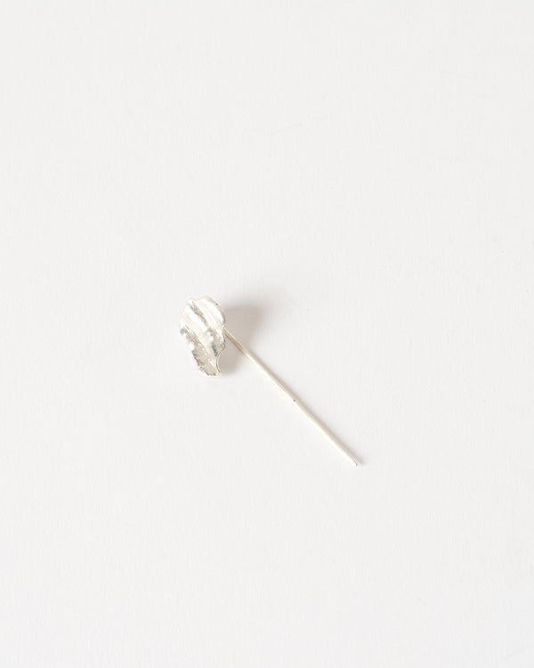 Emily O'Brien – 'Chip on the Shoulder', Small Pin in Silver