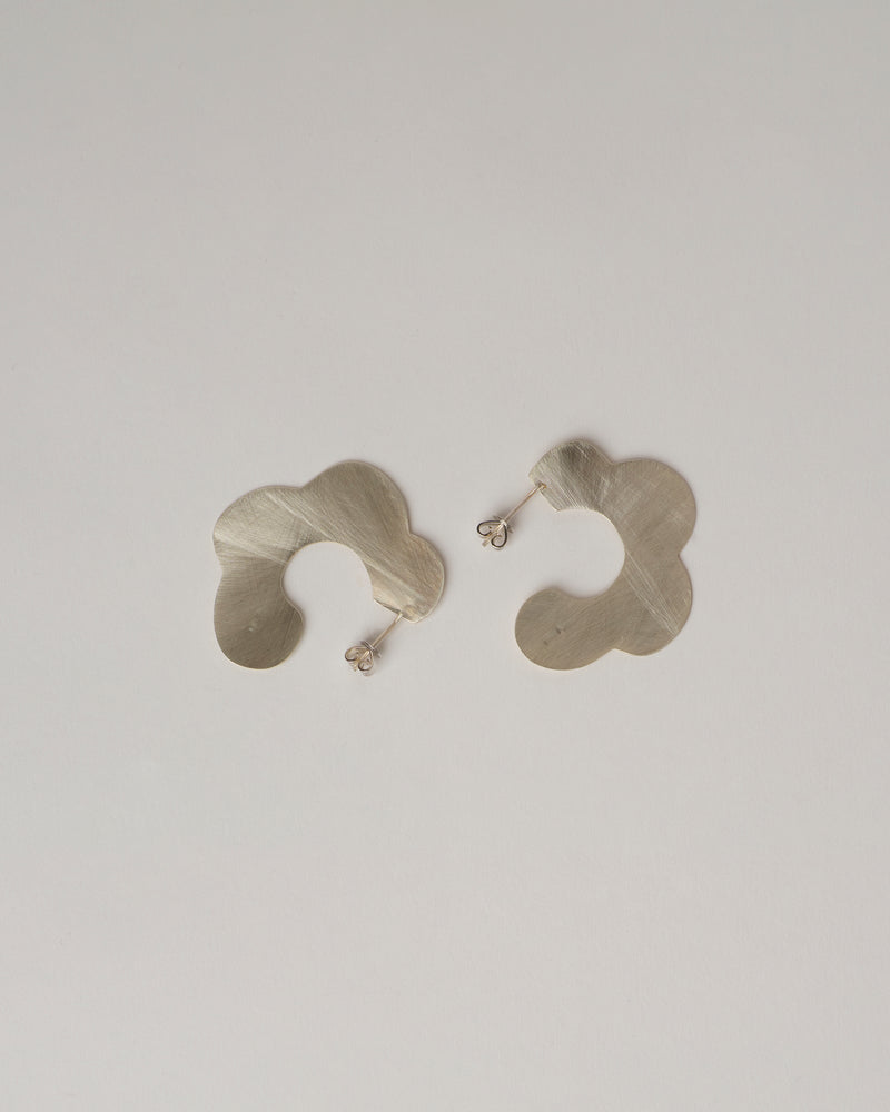 ZIPEI — 'Flora' Earrings in Silver