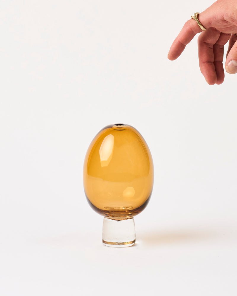 Amanda Dziedzic — 'Yumemiru' in Amber