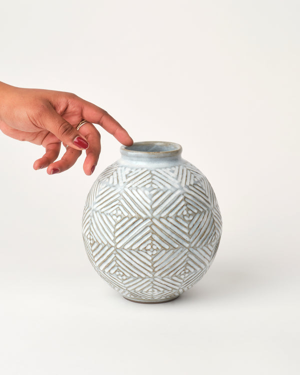 Terunobu Hirata — Geometrically Carved Vase in White Straw