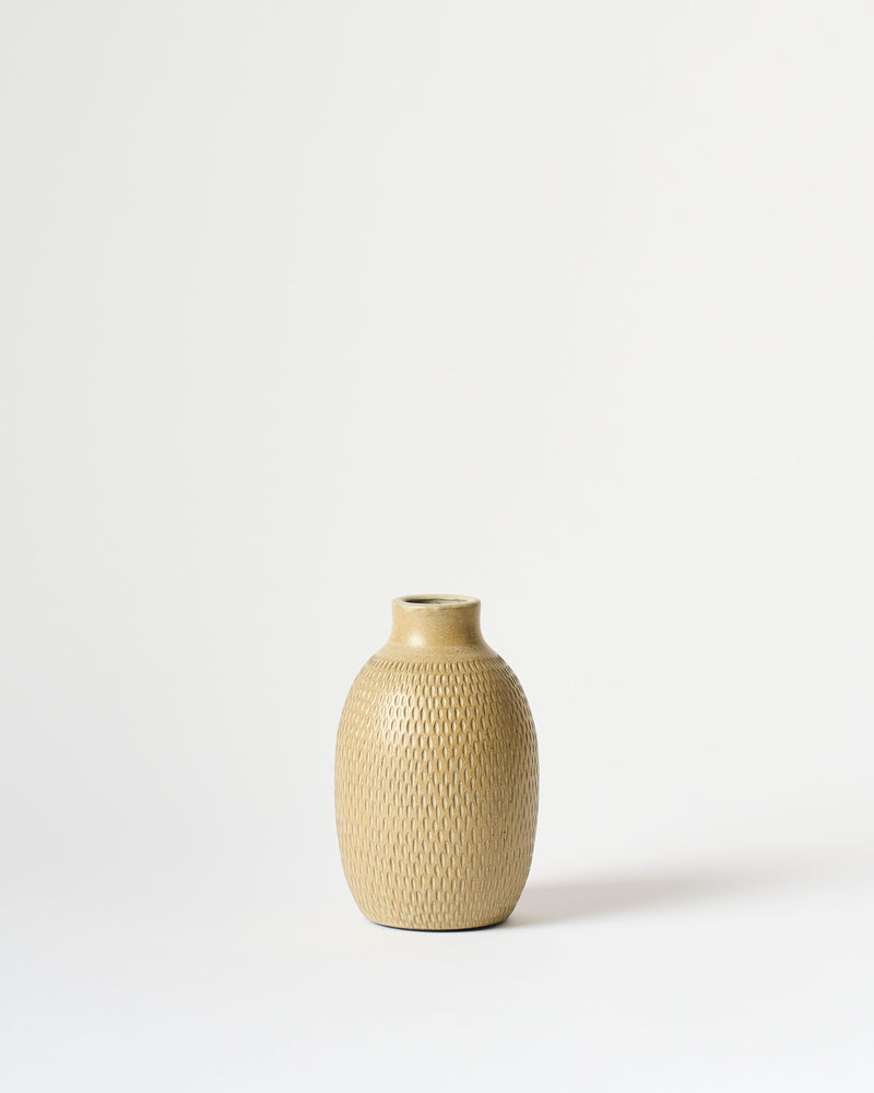 Asahi So —  Medium Carved Budvase in Golden Buff #1