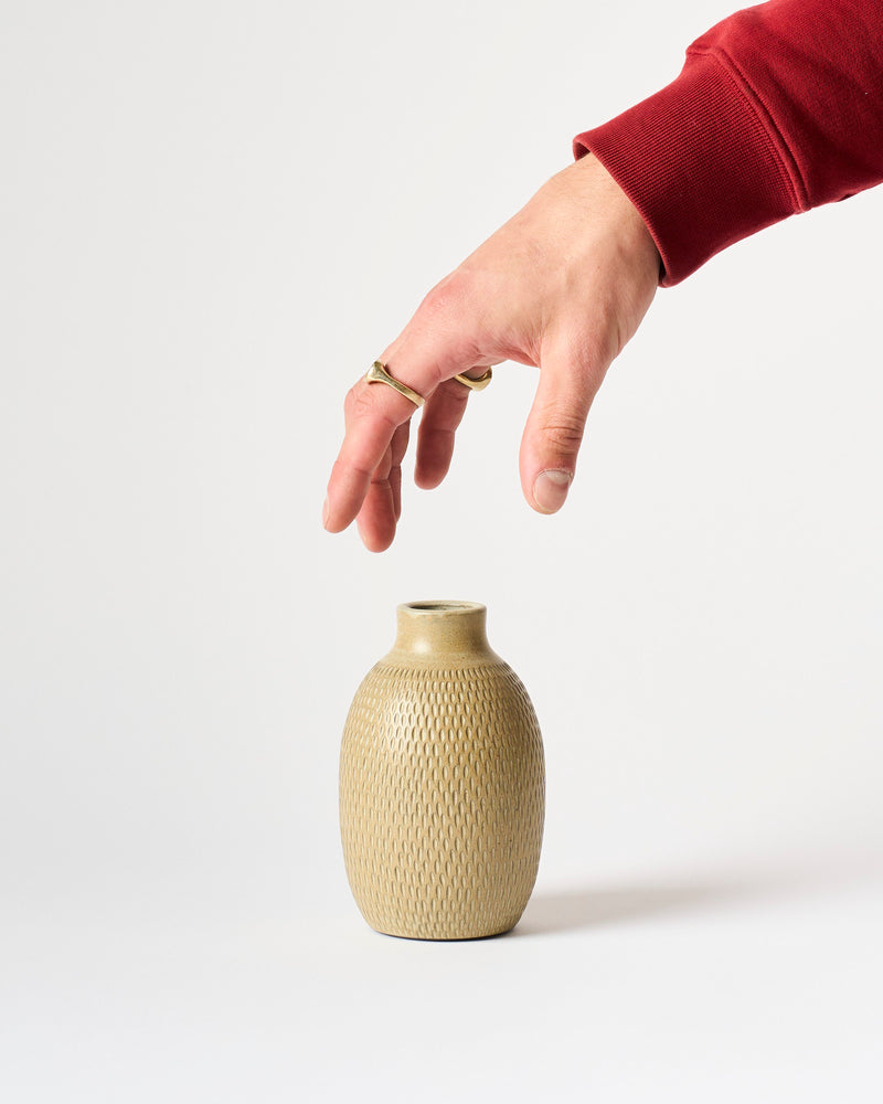 Asahi So —  Medium Carved Budvase in Golden Buff #1