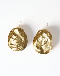Gabbee Stolp — 'Soft Shell' Earrings with Oyster Shells