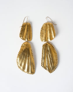 Gabbee Stolp — 'Soft Shell' Earrings with Scallop Shells in Gold