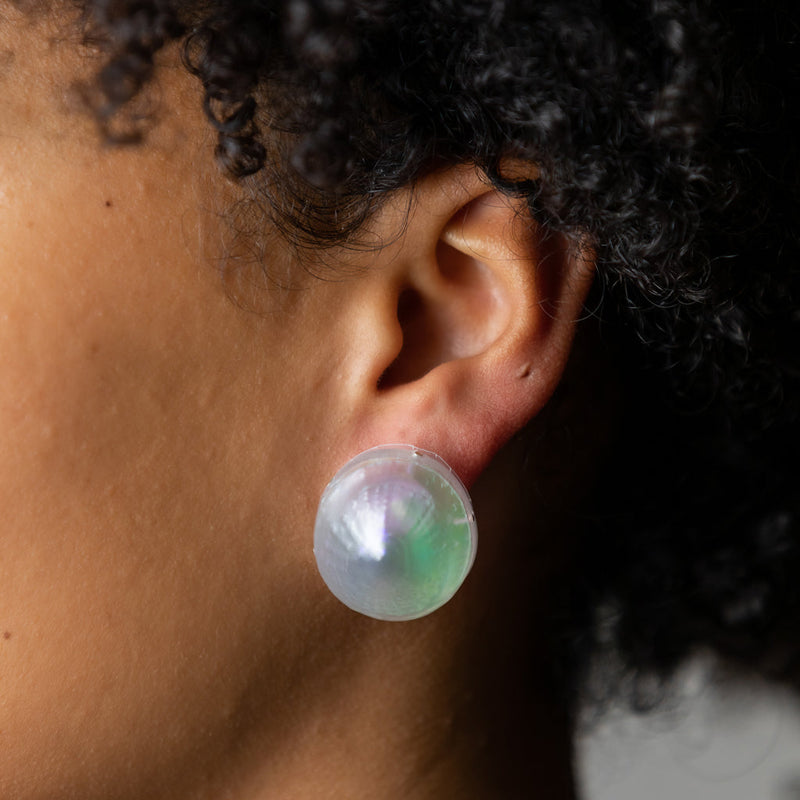 Katherine Hubble — 'Lustre Series' Small Shell Studs in Slick Black