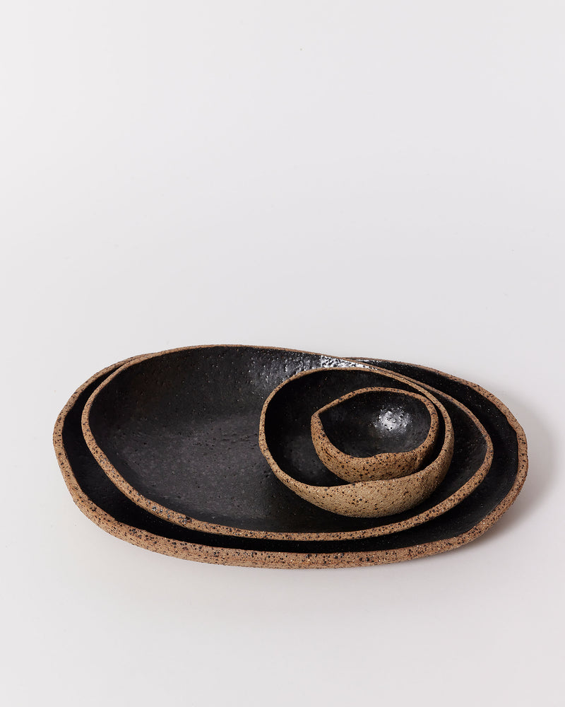 Tracy Muirhead —Large Oval Setting Dish in Black