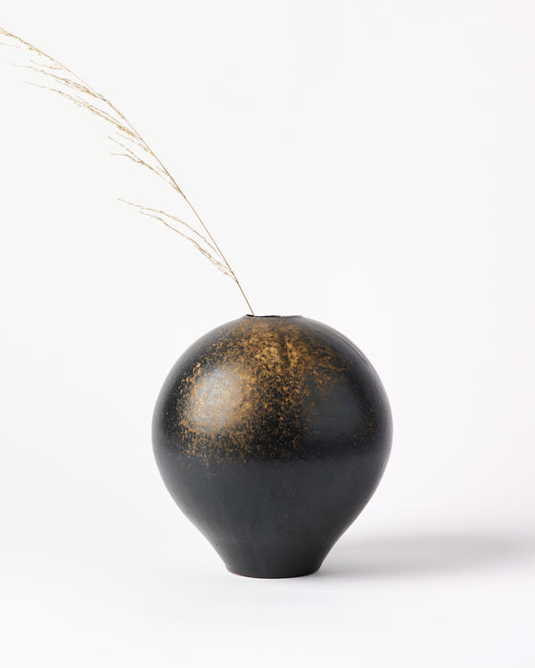 Steve Lees —  Bleach Round Vase I, 2025