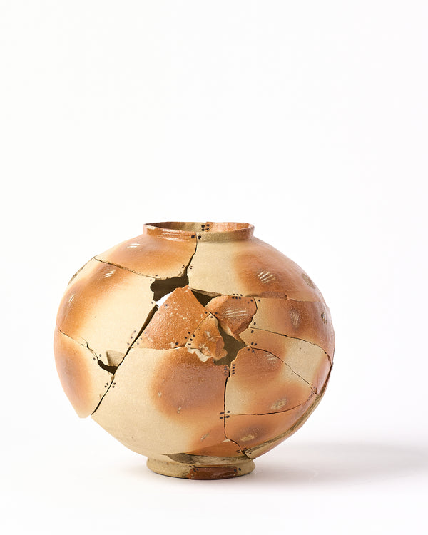 Alana Wilson — Earth Jar, 2025