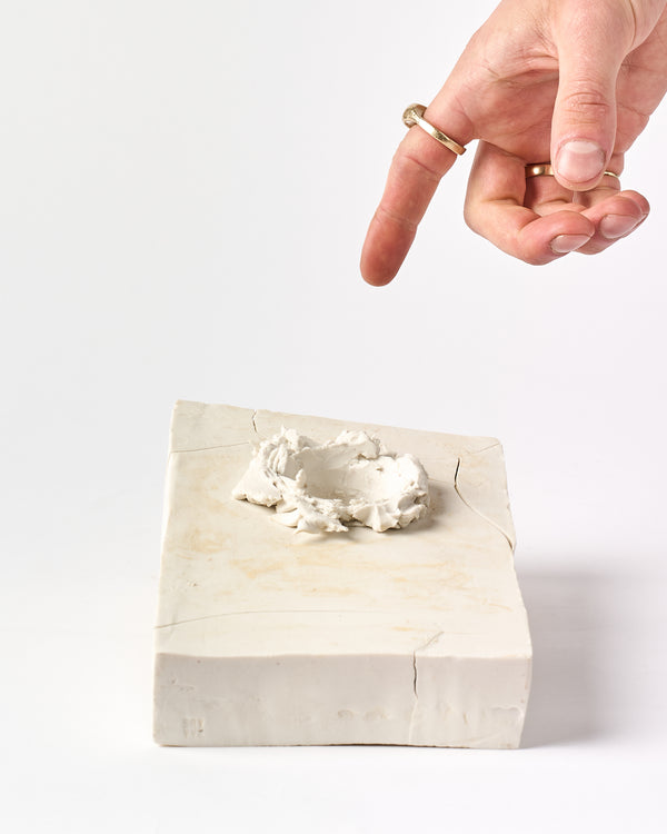 Rachelle Austen — Lex Coulomb Stans Magnus, 2025