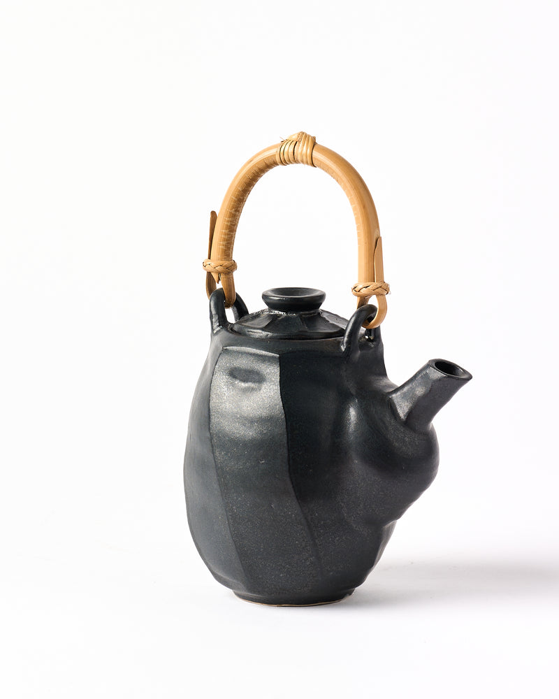 Terunobu Hirata — Faceted Teapot in Black Matte Glaze