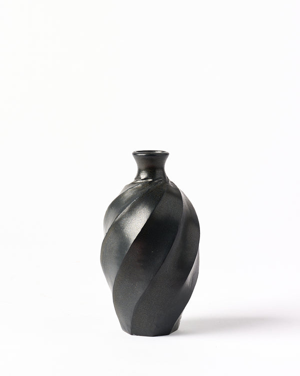 Terunobu Hirata — Faceted Sake Bottle in Black Glaze