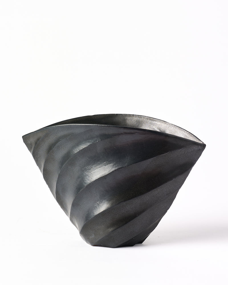 Terunobu Hirata —  Combed Ash Glaze Bowl