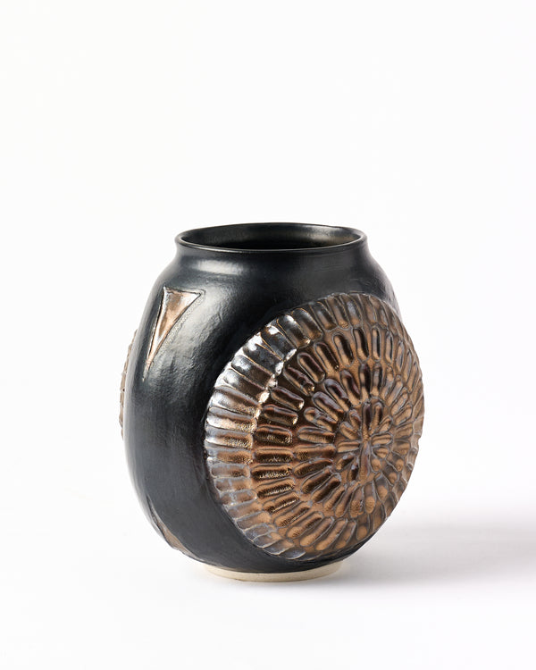 Terunobu Hirata —  Carved Gold Lustre Vase Vase