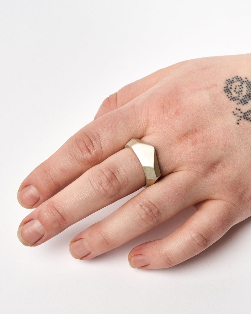 ZIPEI — 'Skylight Ring' in Silver