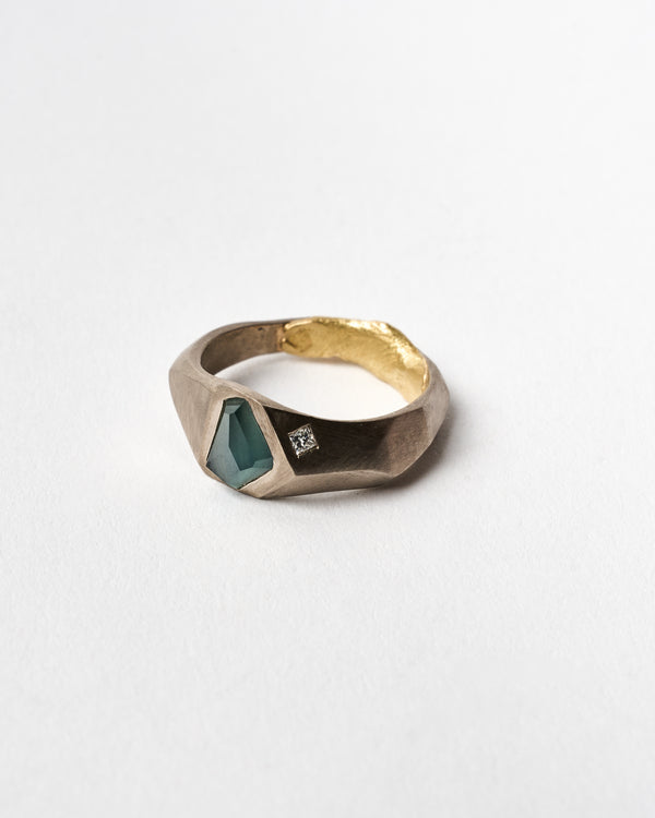 ZIPEI — 'Sky and Earth Ring" in Two Tone Gold and Diamonds