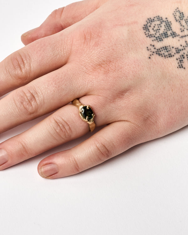 ZIPEI — 'Four Claw Dance Ring" in 9ct Gold and Tourmaline