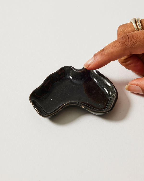 Christopher Plumridge  — Small 'Australia' Ceramic Dish in Black