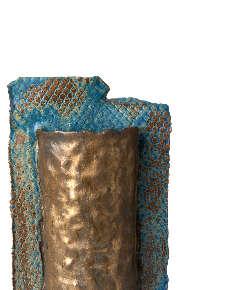 Em Frank  —   Torn (Medium), 2025