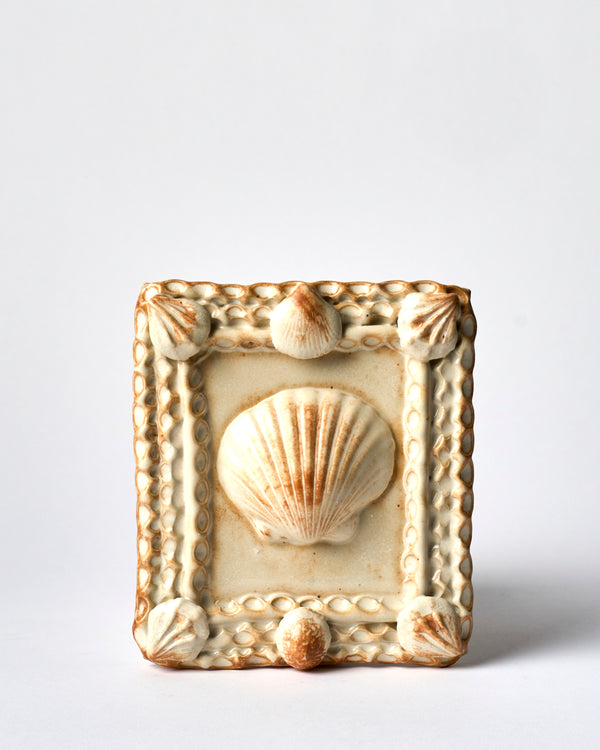 Madeleine Thornton-Smith — Shino Frame with Shells