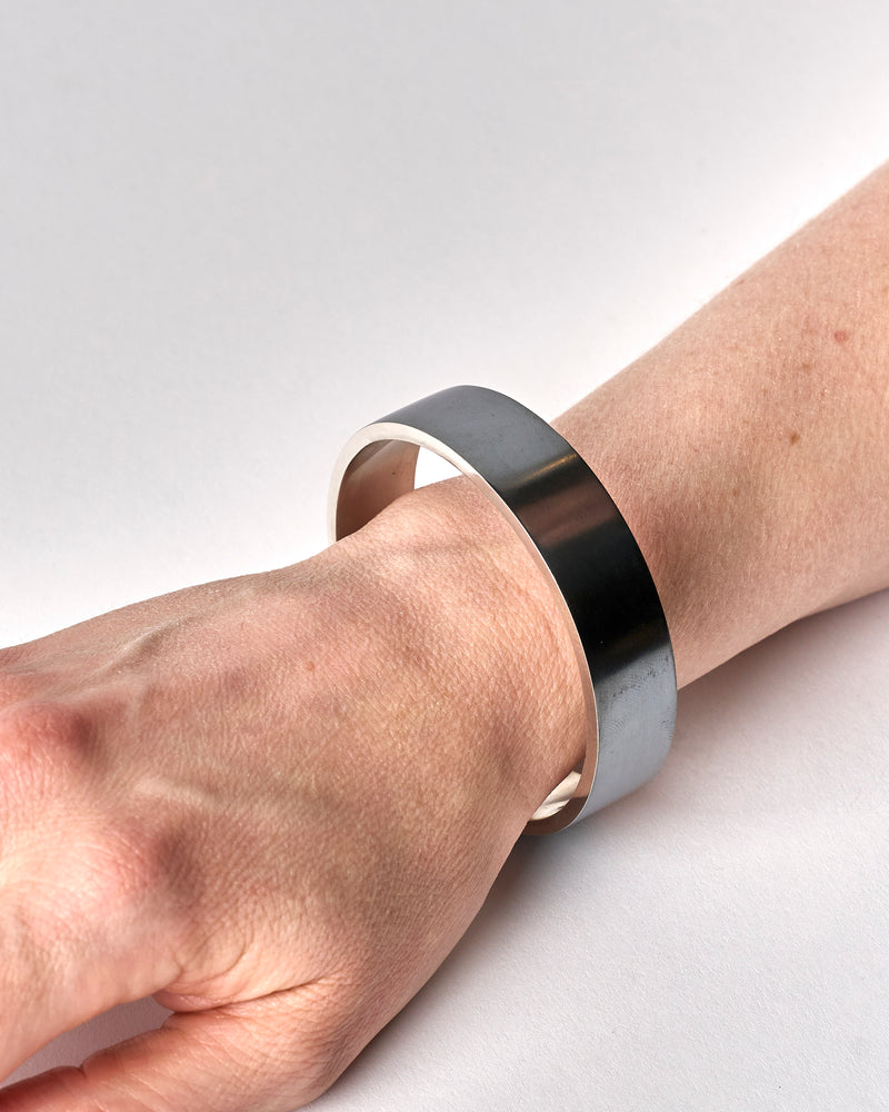 Karen Gall — 'Weathered Bangle I' in Silver