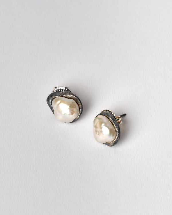ZIPEI — 'Pearl Studs' in Oxidised Silver