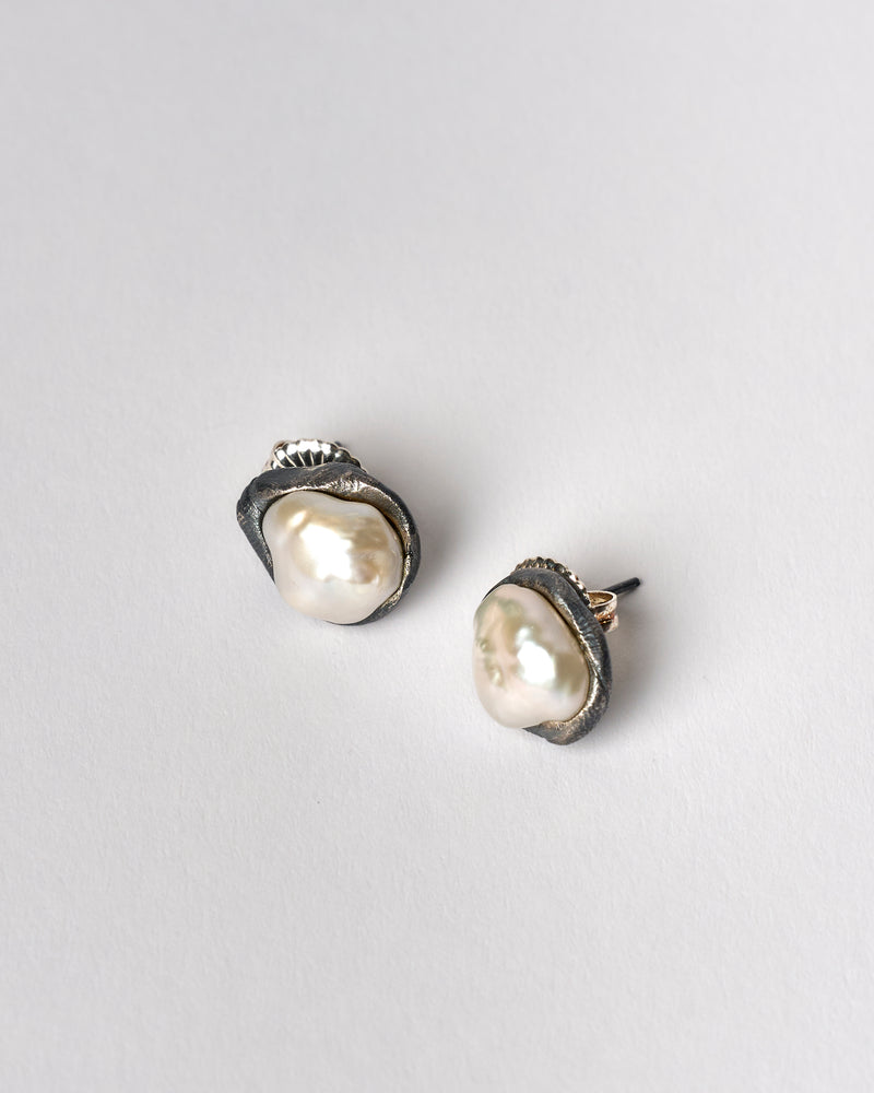 ZIPEI — 'Pearl Studs' in Oxidised Silver