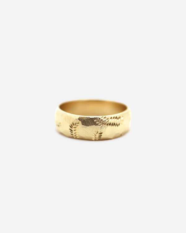 Laura Deakin — 'Fern Followers' Ring in Yellow Gold